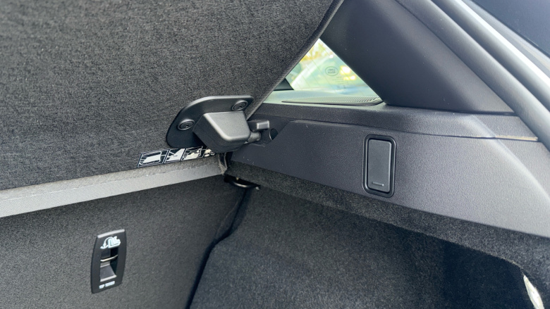 Land Rover Range Rover Evoque 2.0 D200 Autobiography 5dr Auto [Revised] Diesel Hatchback